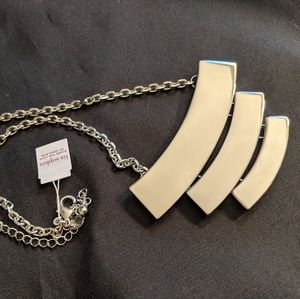 🎁🆕 Lia Sophia Silver Tiered Statement Necklace